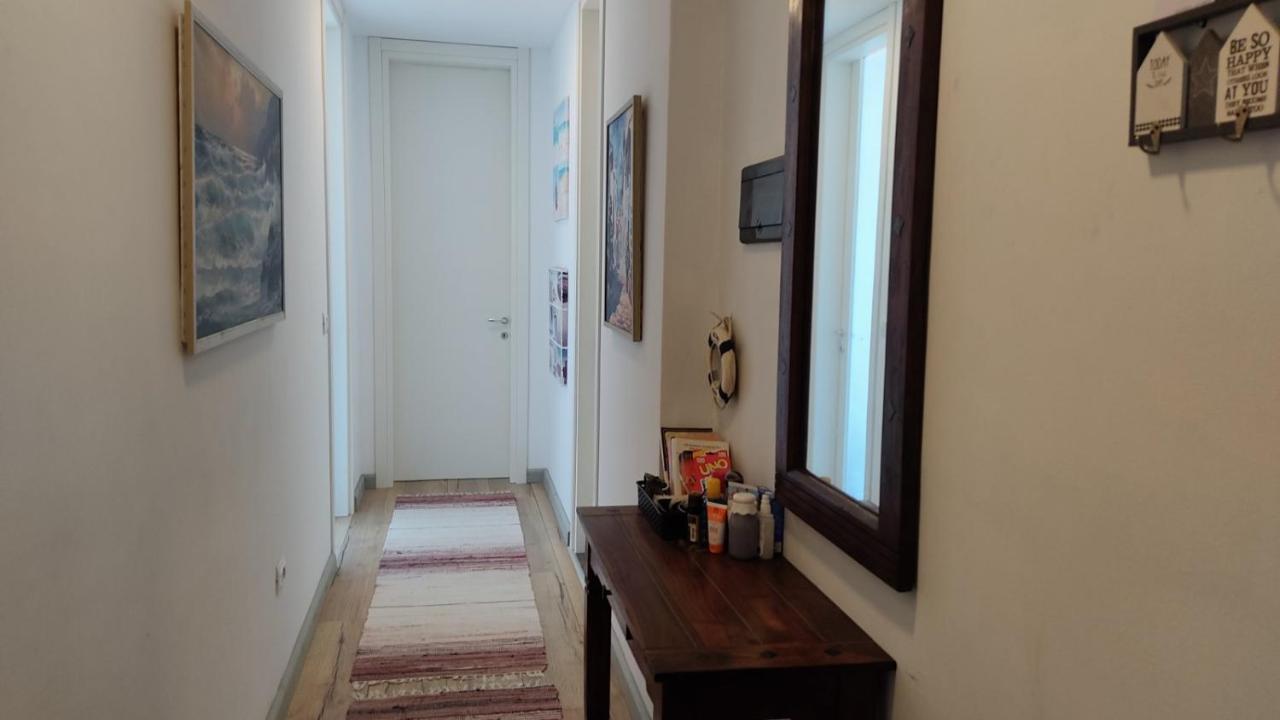 Luxury Beach Apartment In Qerret Голем Екстериор снимка